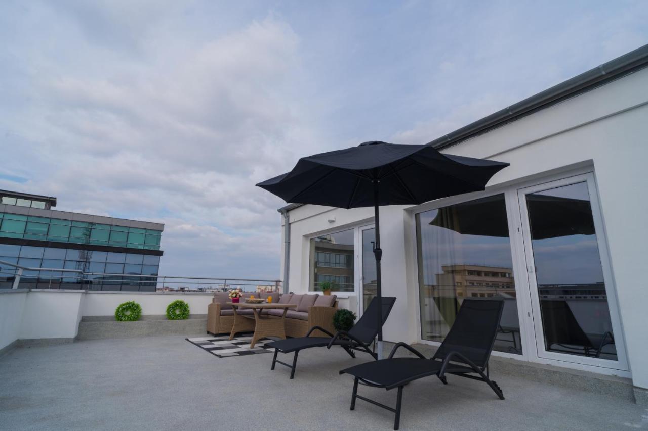 Penthouse With Huge Rooftop Terrace & City View Bükreş Dış mekan fotoğraf