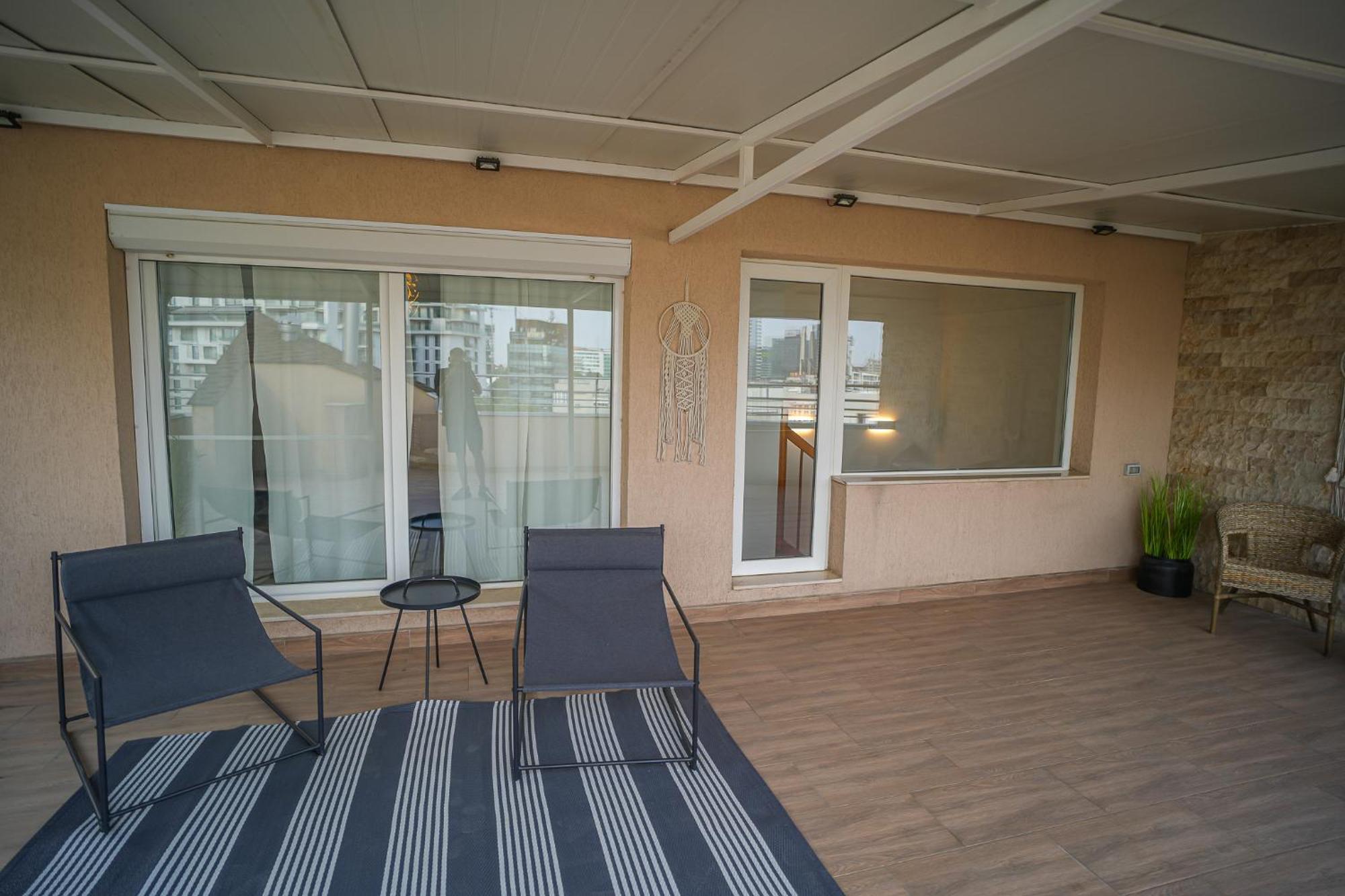 Penthouse With Huge Rooftop Terrace & City View Bükreş Dış mekan fotoğraf