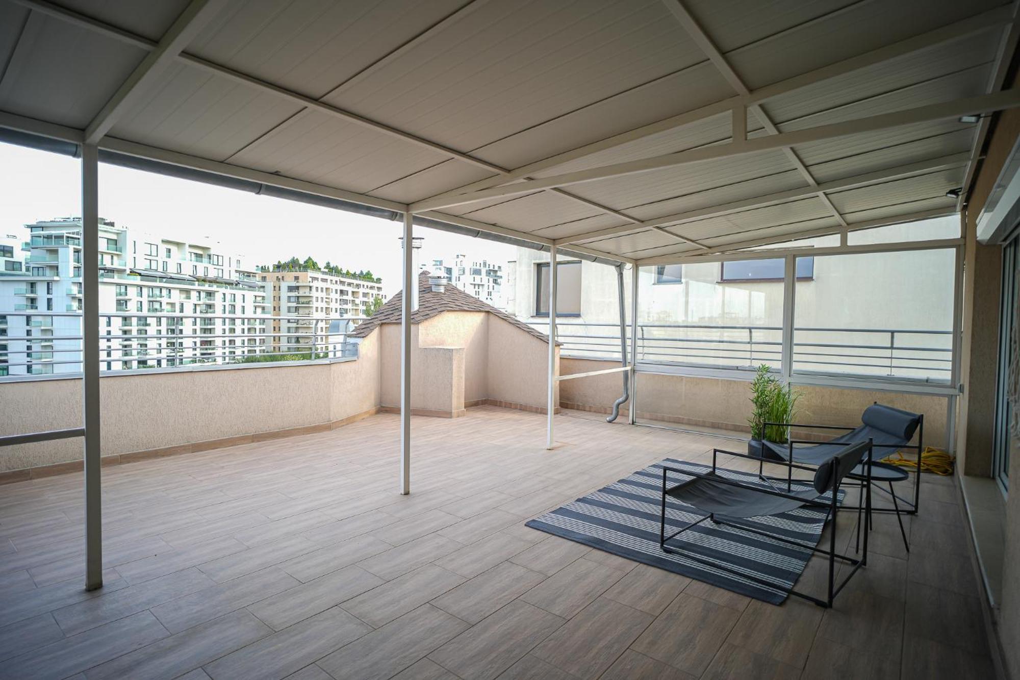Penthouse With Huge Rooftop Terrace & City View Bükreş Dış mekan fotoğraf